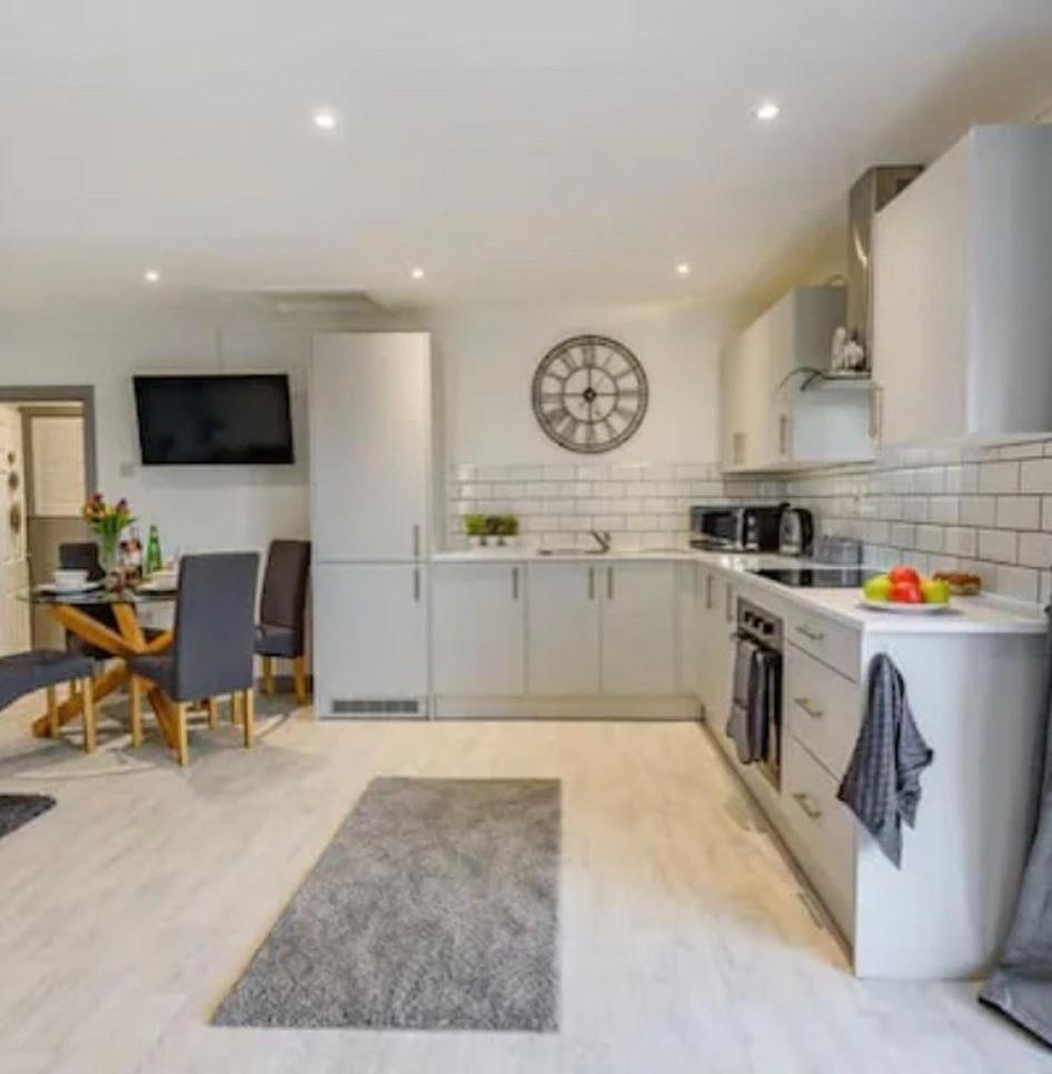 1 Bedroom Holiday Let In The Heart Of West Wales Carmarthen Luaran gambar